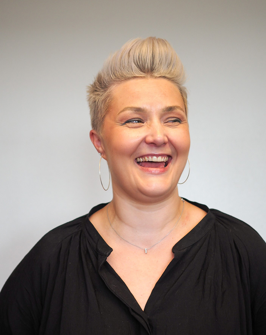 Jenni Holmén - johtaja